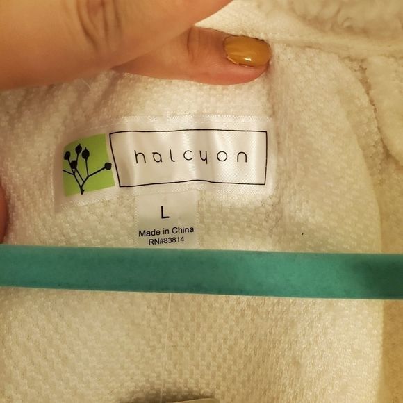 Halcyon White Quilted FauxFur Fuzzy Henley Sweater nwt - Picture 5 of 12